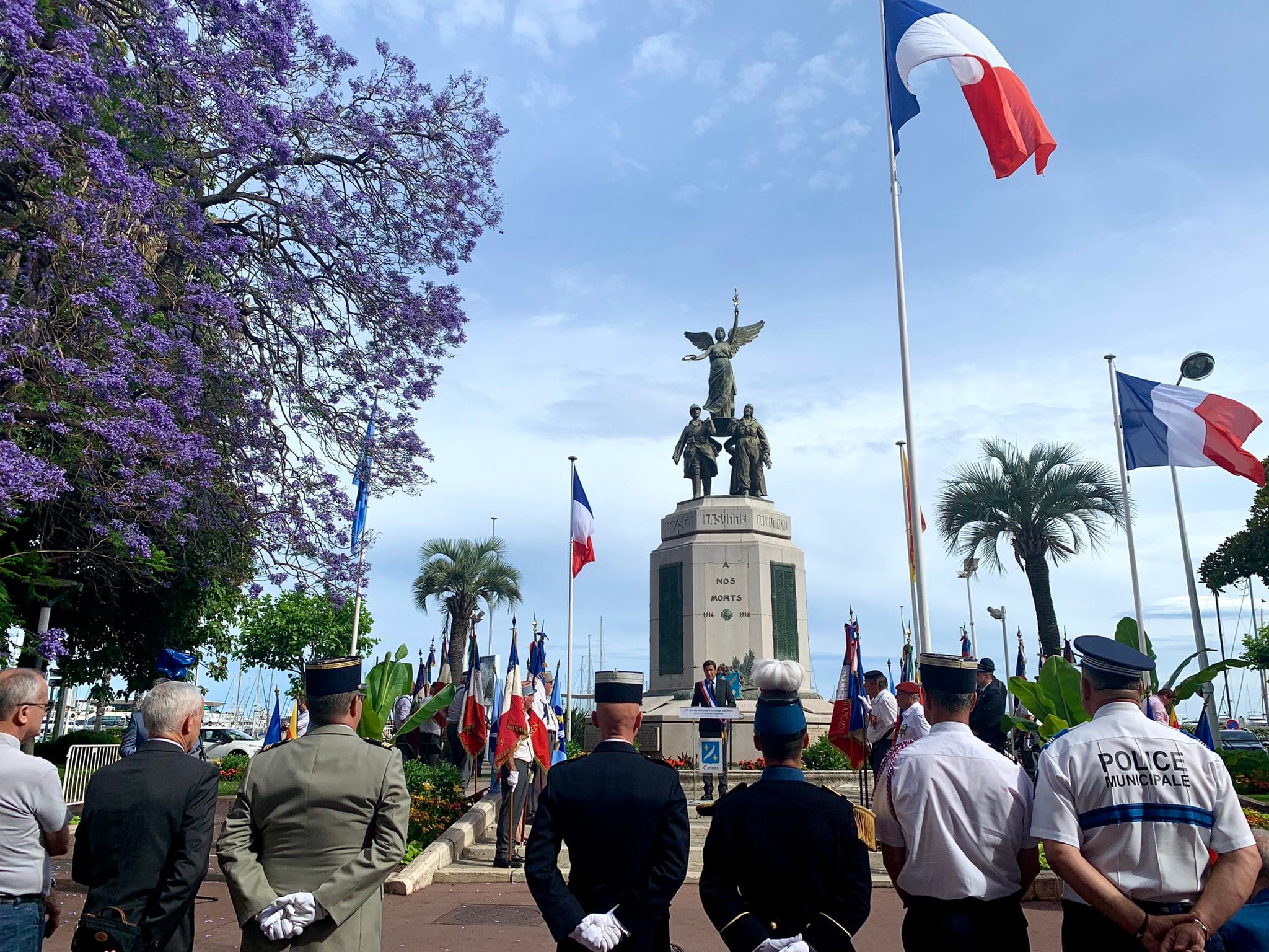 David Lisnard rend hommage aux morts pour la France en Indochine pour la 18ème Journée nationale dédiée