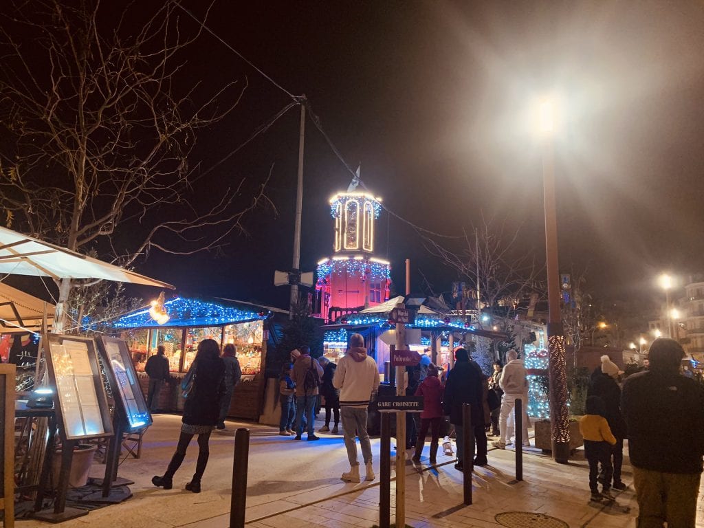 Fêtes de fin d'année : David Lisnard est venu saluer les commerçants et forains du Village de Noël et de la Fête foraine de Cannes — illustration 1