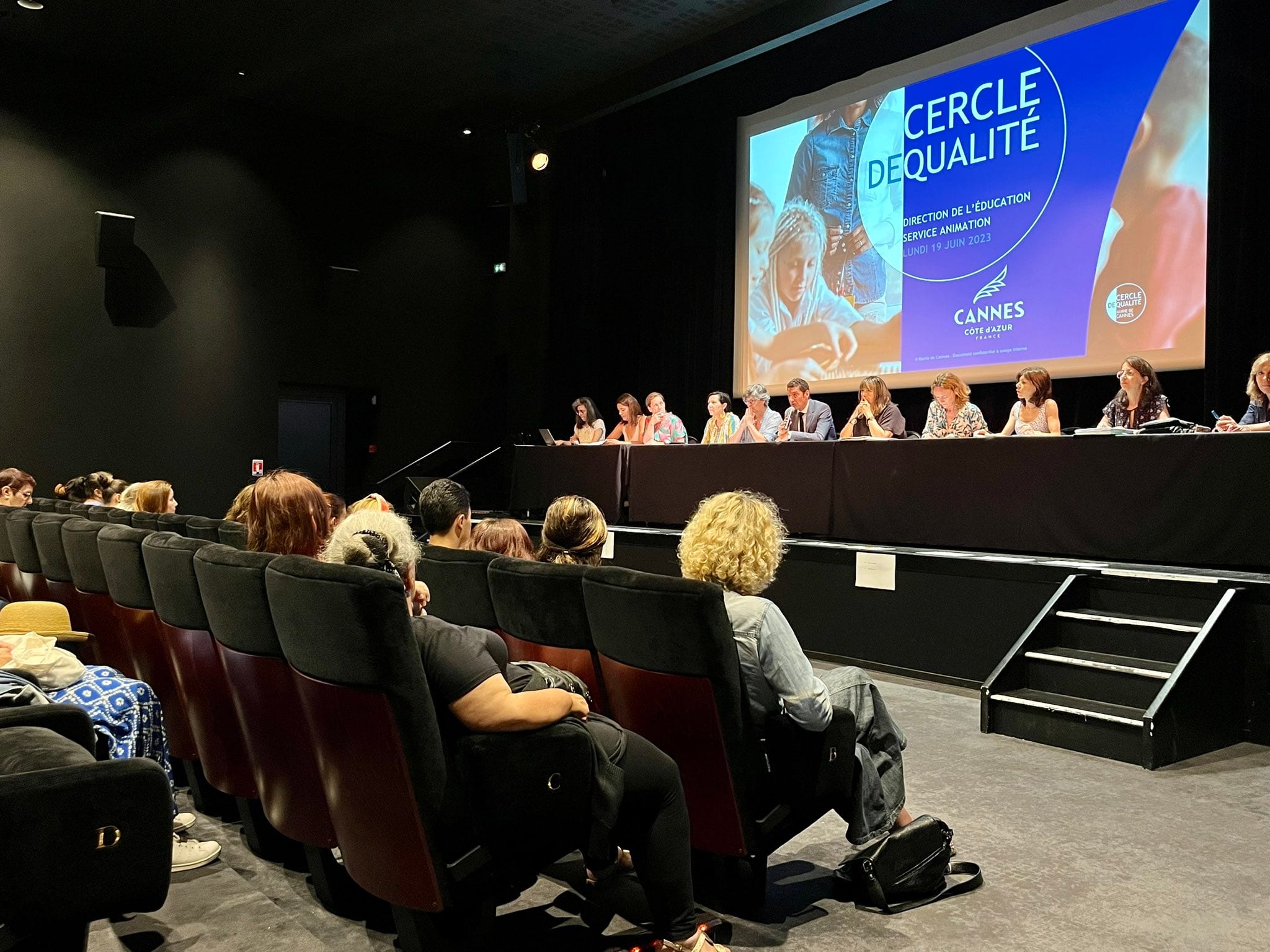 Cercles de qualité : une démarche participative pionnière au service de la performance publique