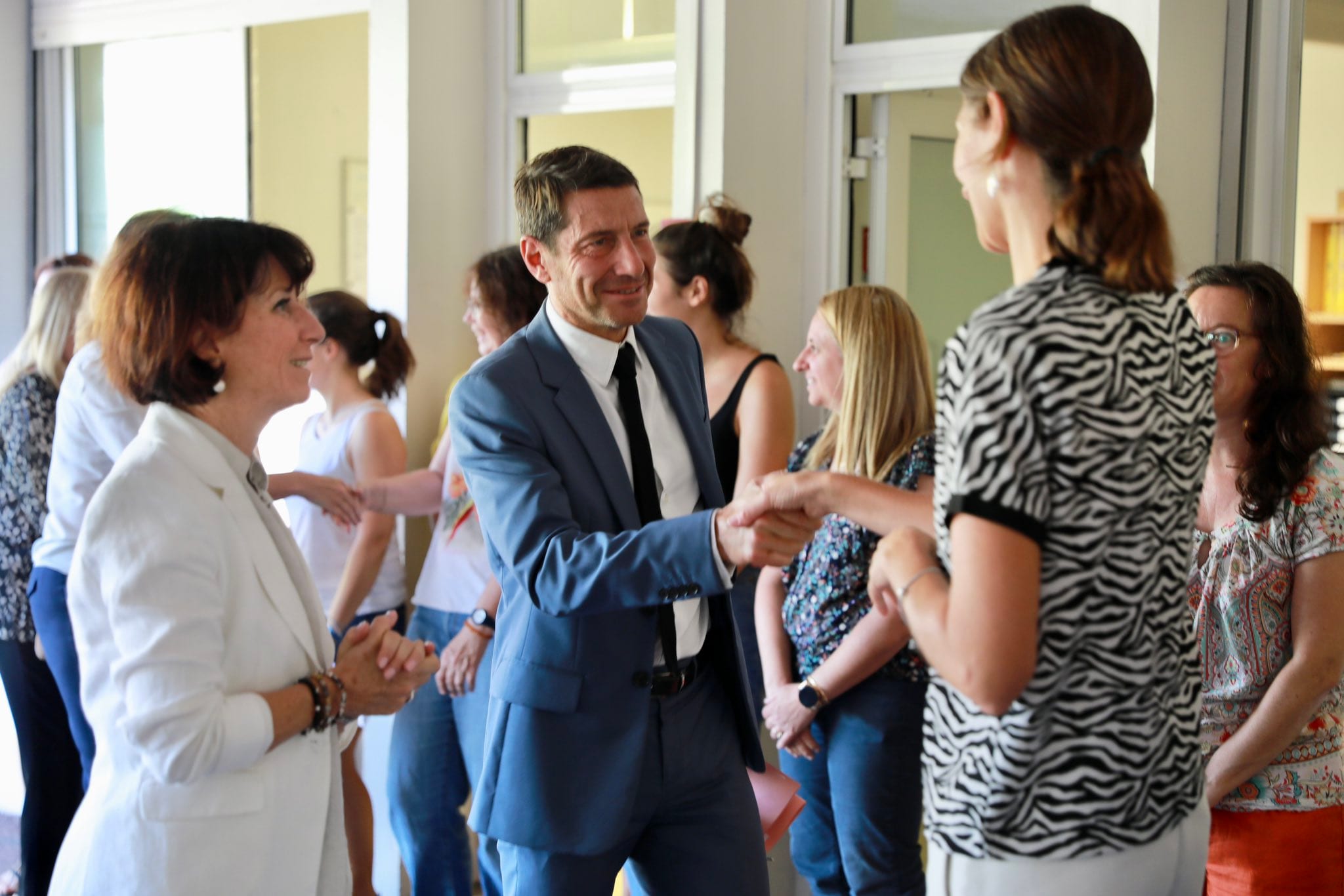 Première nationale : la Mairie de Cannes et le ministère de l’Éducation nationale signent une convention pour renforcer le soutien aux élèves en situation de handicap
