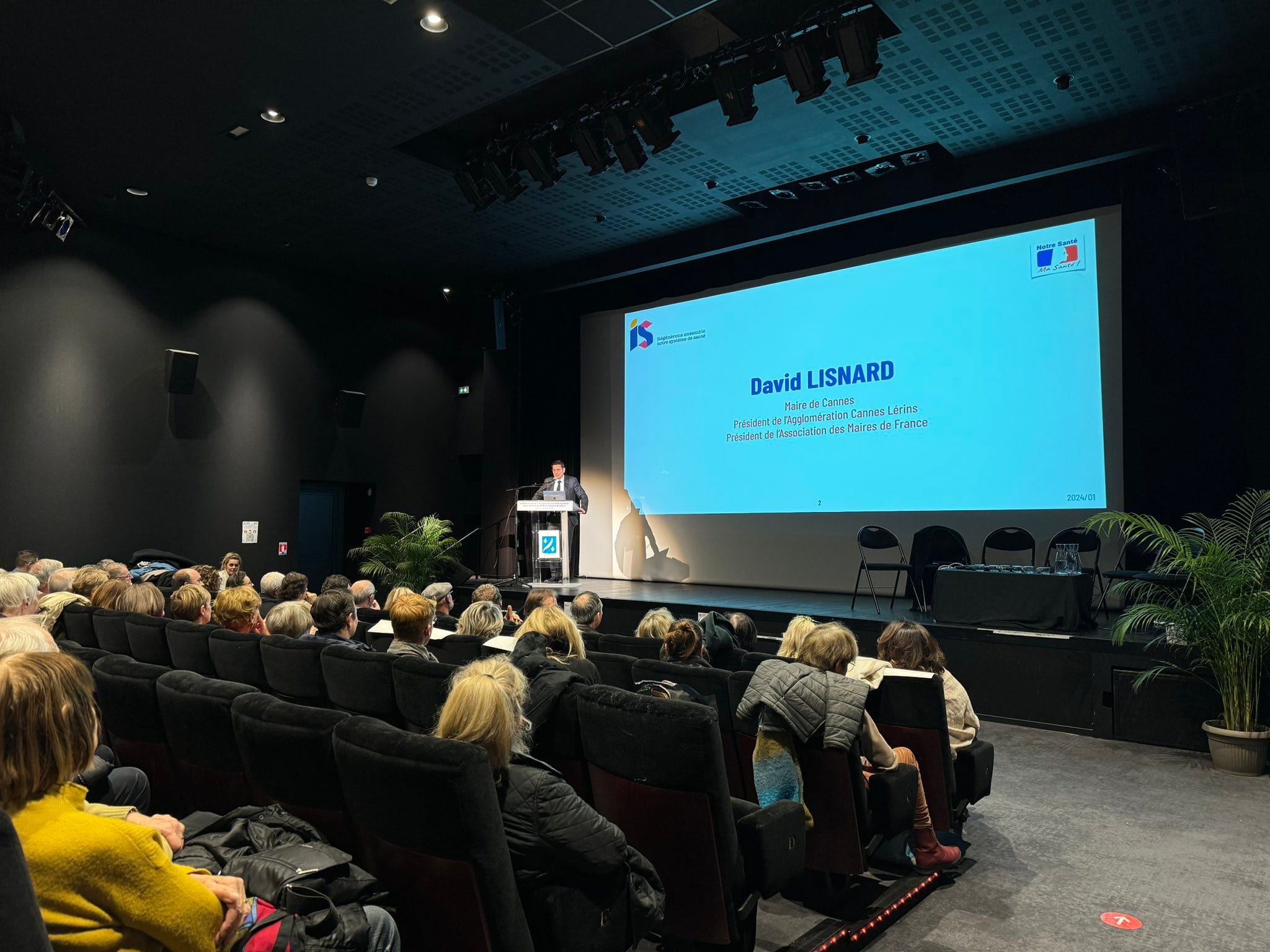 Pourquoi et comment régénérer collectivement notre système de santé au bénéfice de tous ? Une conférence de haut niveau était organisée à Cannes