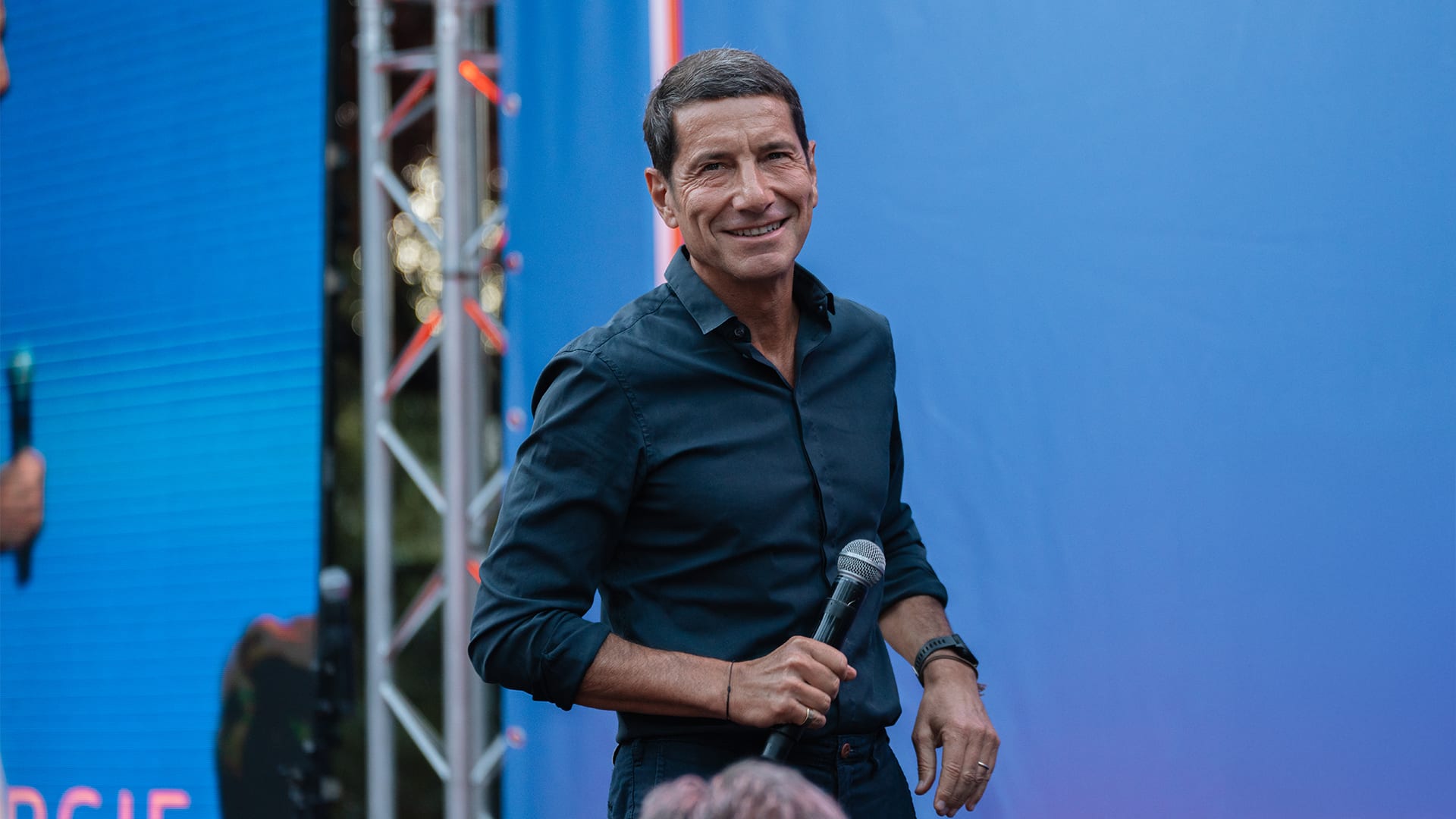 « Remplacer l’Etat Providence par un Etat performance » : David Lisnard a fait sa rentrée politique devant 2500 personnes à Cannes