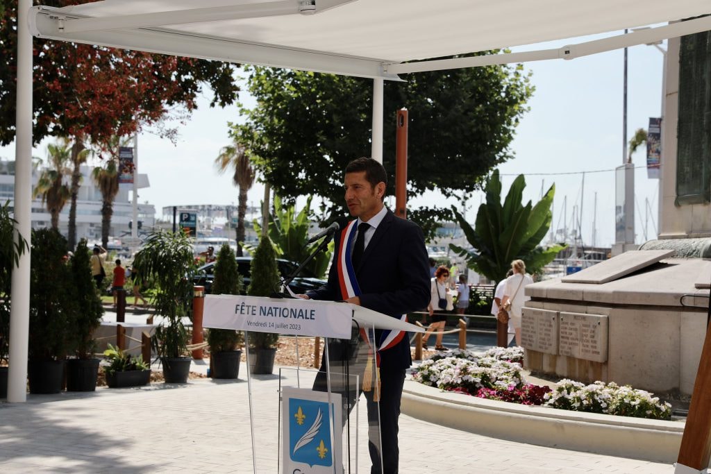 David Lisnard préside les célébrations de la Fête nationale à Cannes — illustration 1