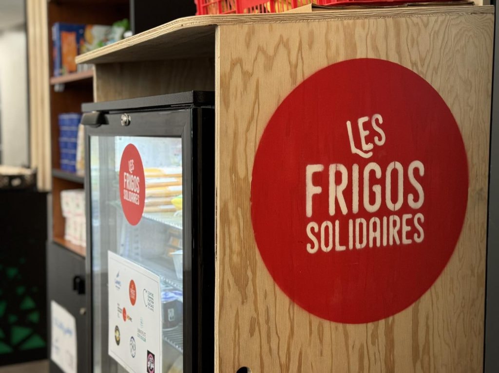 La Mairie de Cannes installe les premiers frigo et cellier solidaires de la Côte d’Azur au Campus universitaire Georges Méliès — illustration 1