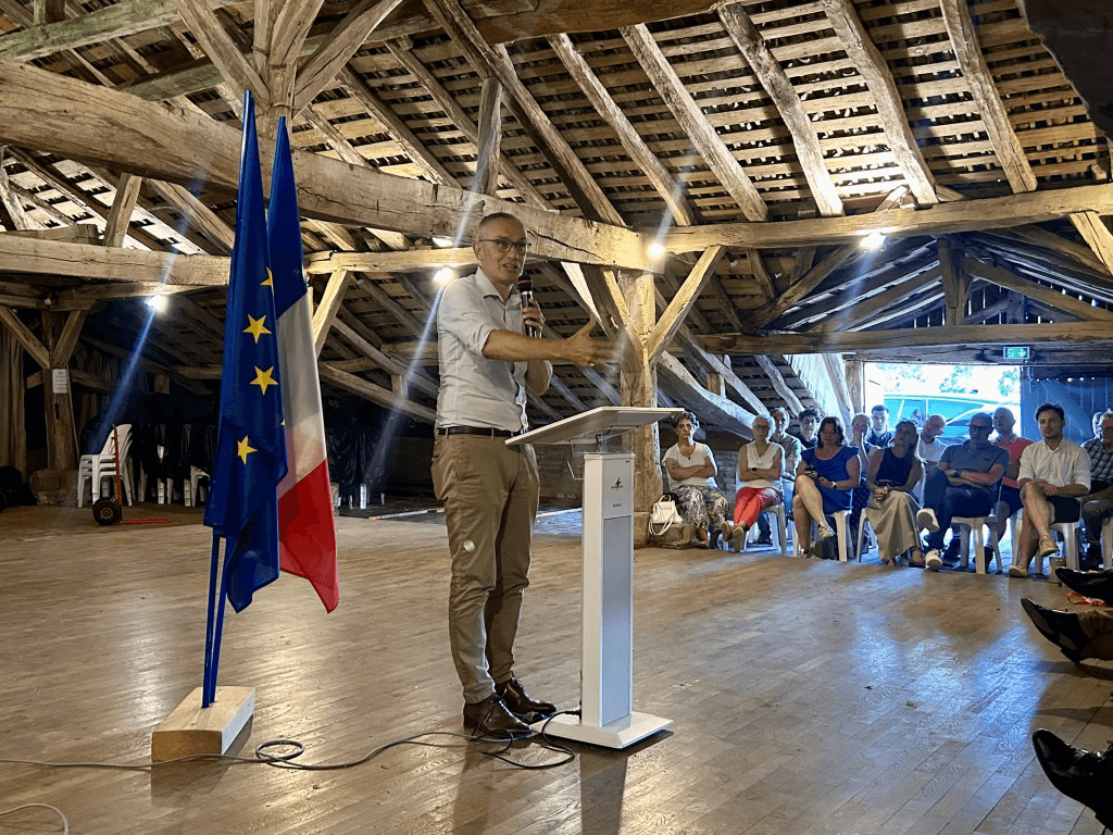 À Varennes-Saint-Sauveur, David Lisnard fustige la technocratie et appelle à un sursaut de responsabilité — illustration 1