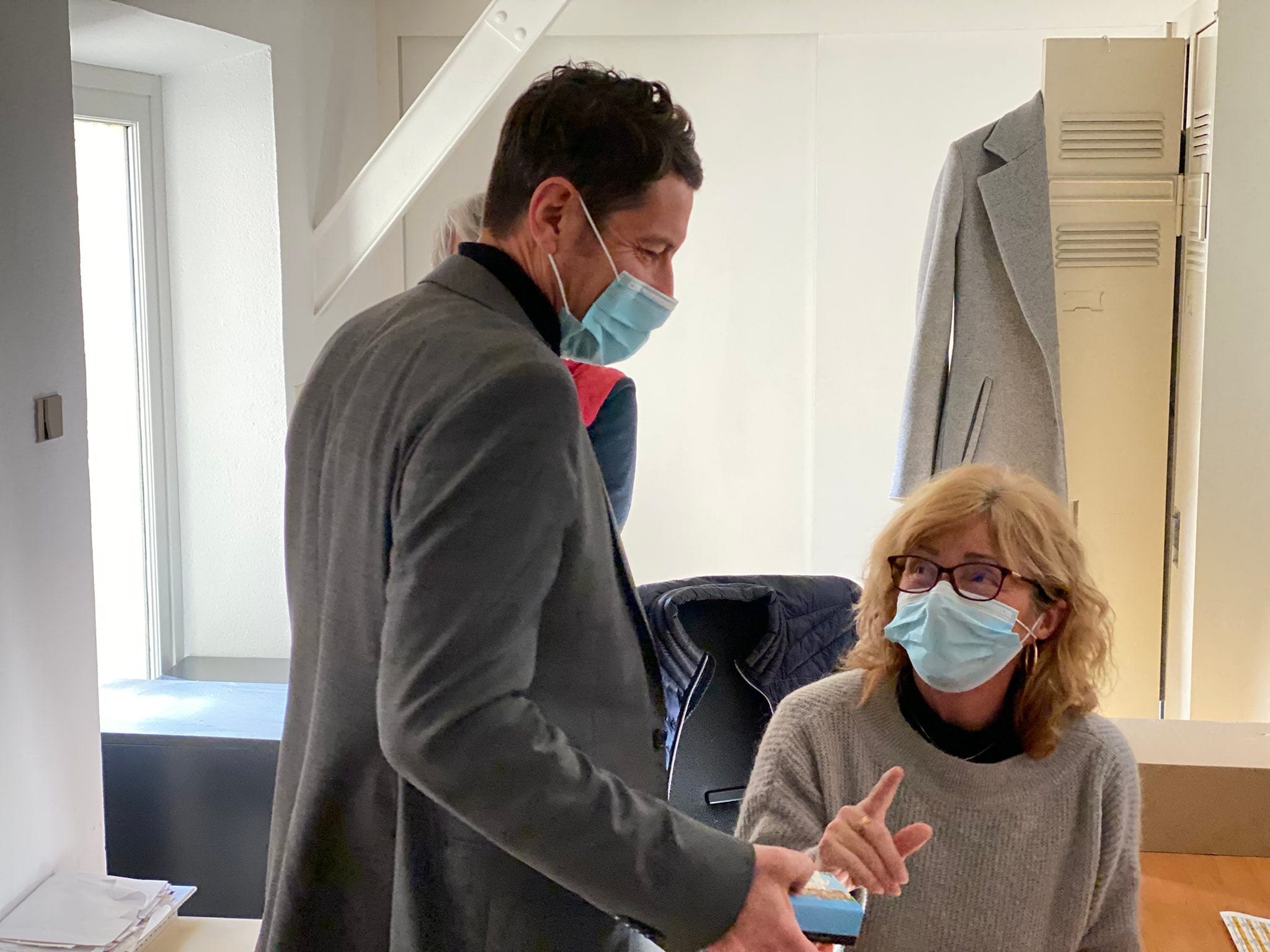 Visite des centres d'appels et de vaccination, un an après leur ouverture