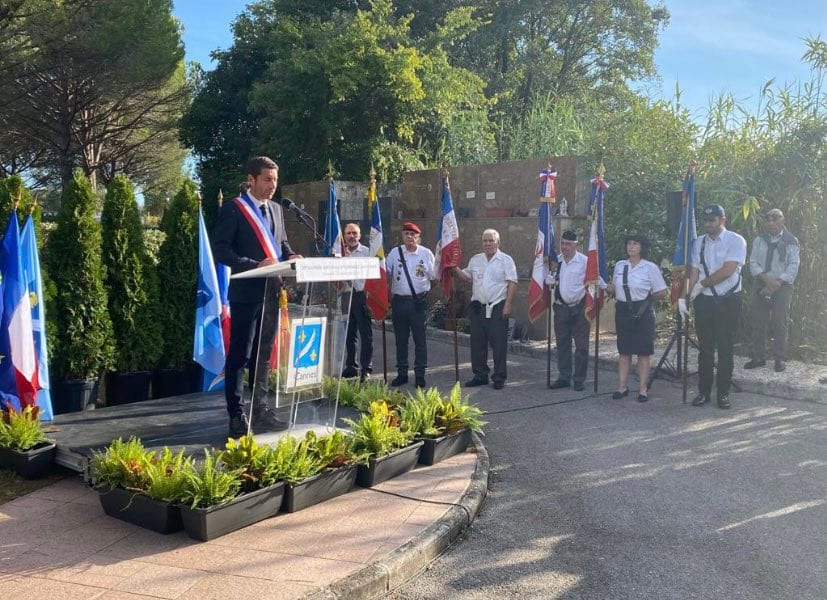 David Lisnard préside la cérémonie organisée à l'occasion de la Journée Nationale d’hommage aux Harkis
