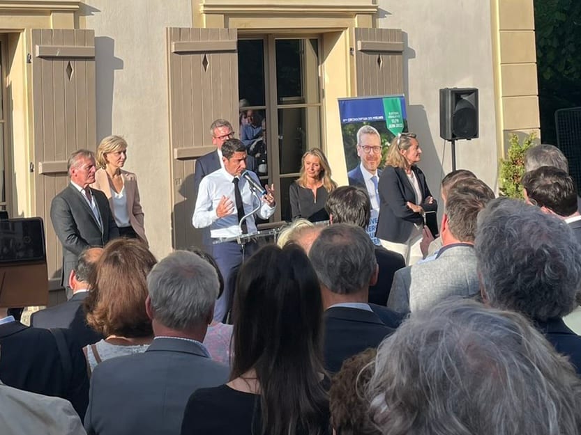 David Lisnard aux côtés de Thibault de Montbrial lors de son lancement de campagne pour les élections législatives
