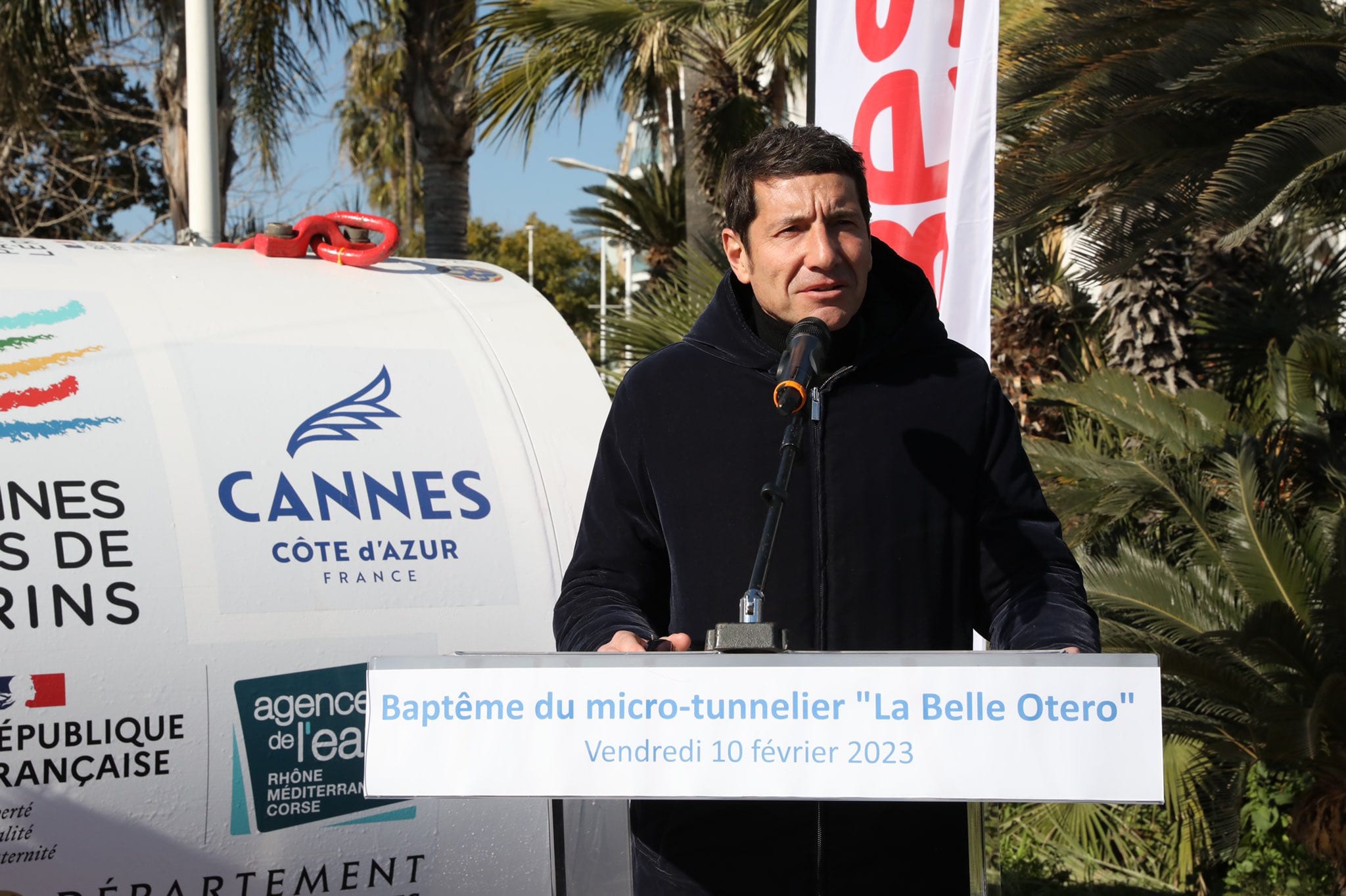 David Lisnard participe au traditionnel baptême de la tête de forage du premier micro-tunnelier de la Croisette