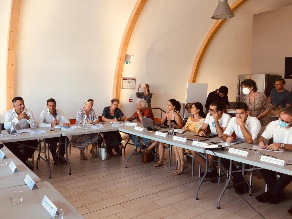Qualité des milieux marins : David Lisnard lance un groupe de travail à l'échelle de l'Agglomération Cannes Lérins
