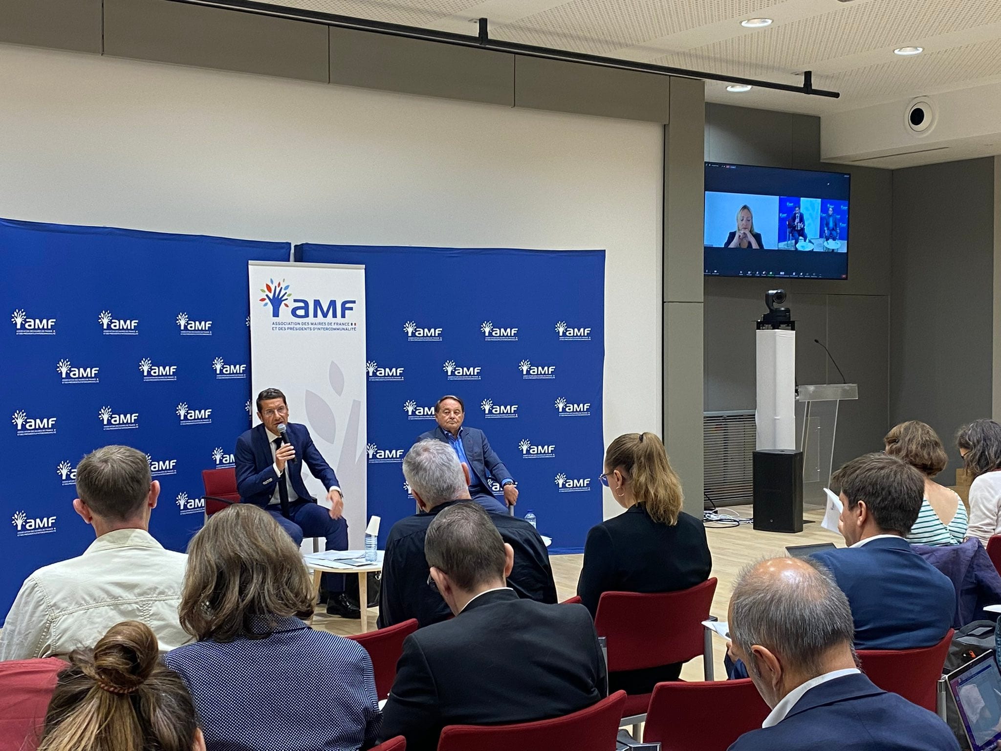 Conférence : David Lisnard détaille les sujets d'actualité de la rentrée pour les maires de France