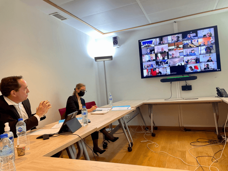 AMF : réunion avec les présidents et directeurs des associations départementales de maires