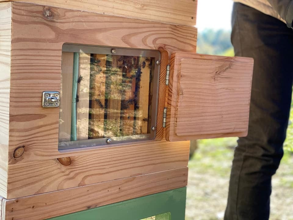 Une nouvelle ruche pédagogique installée dans la Croix-des-Gardes !