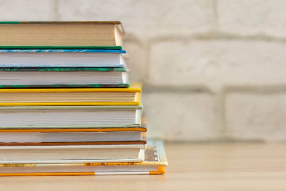 La Mairie de Cannes remet le premier trousseau de lecture à un enfant cannois