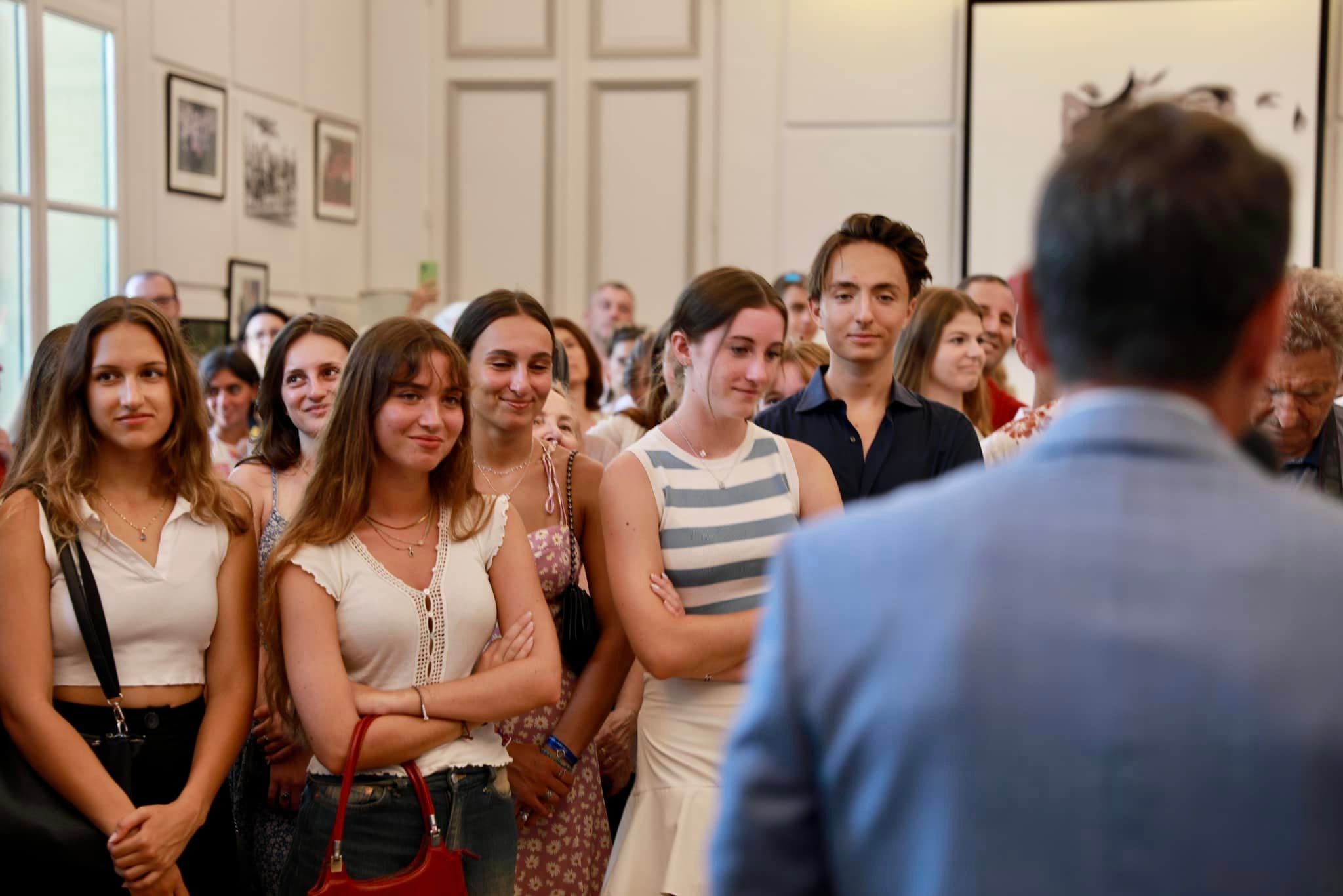 Valorisation du travail et du mérite : David Lisnard a reçu les bacheliers ayant obtenu la mention Très Bien au bac