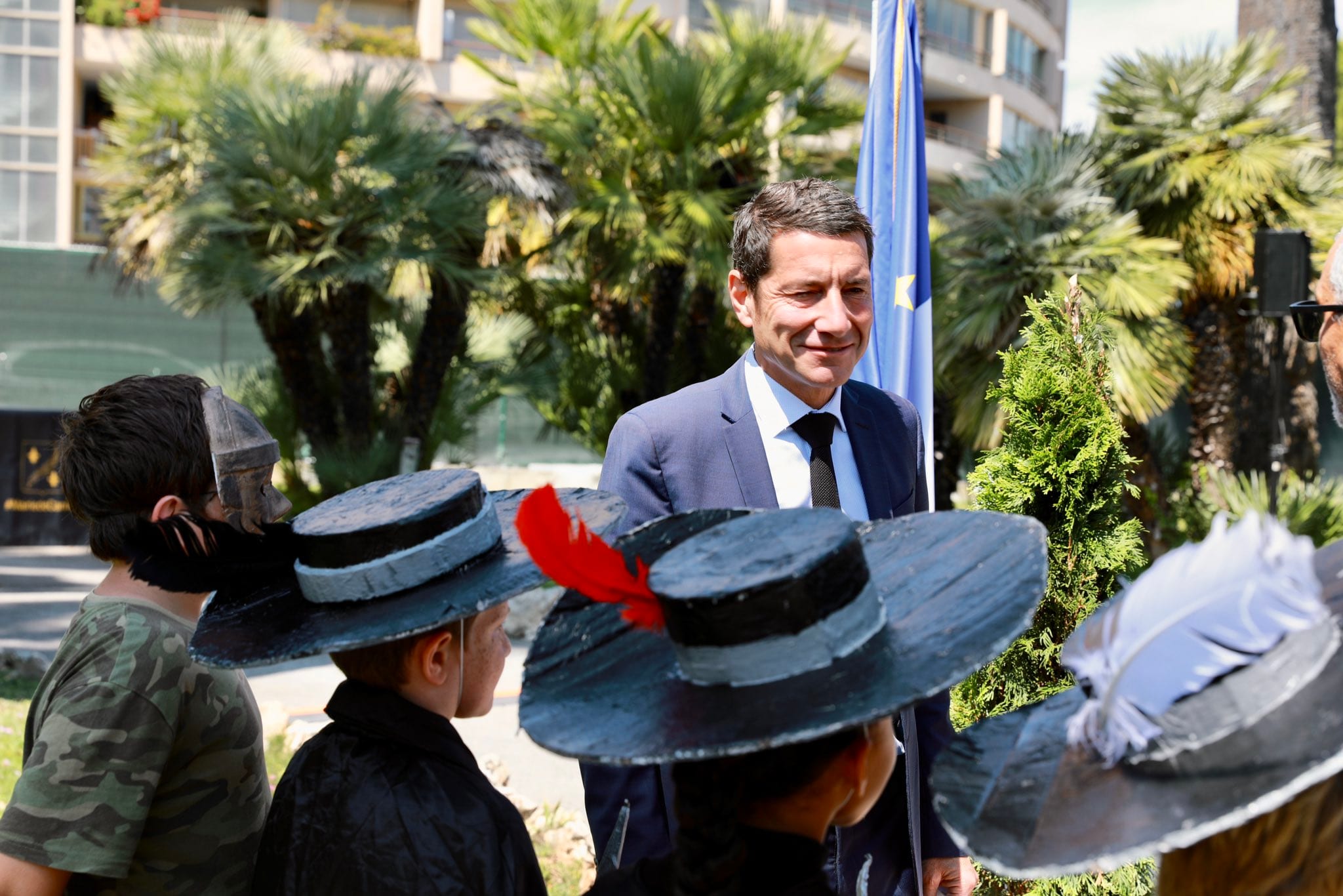 La Mairie de Cannes célèbre la culture française en dénommant une école communale "Alexandre Dumas"