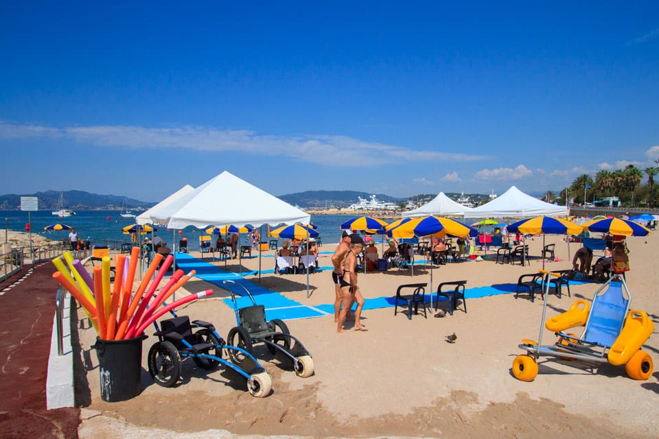 Reportage de BFM Côte d'Azur sur l'Handiplage de Cannes