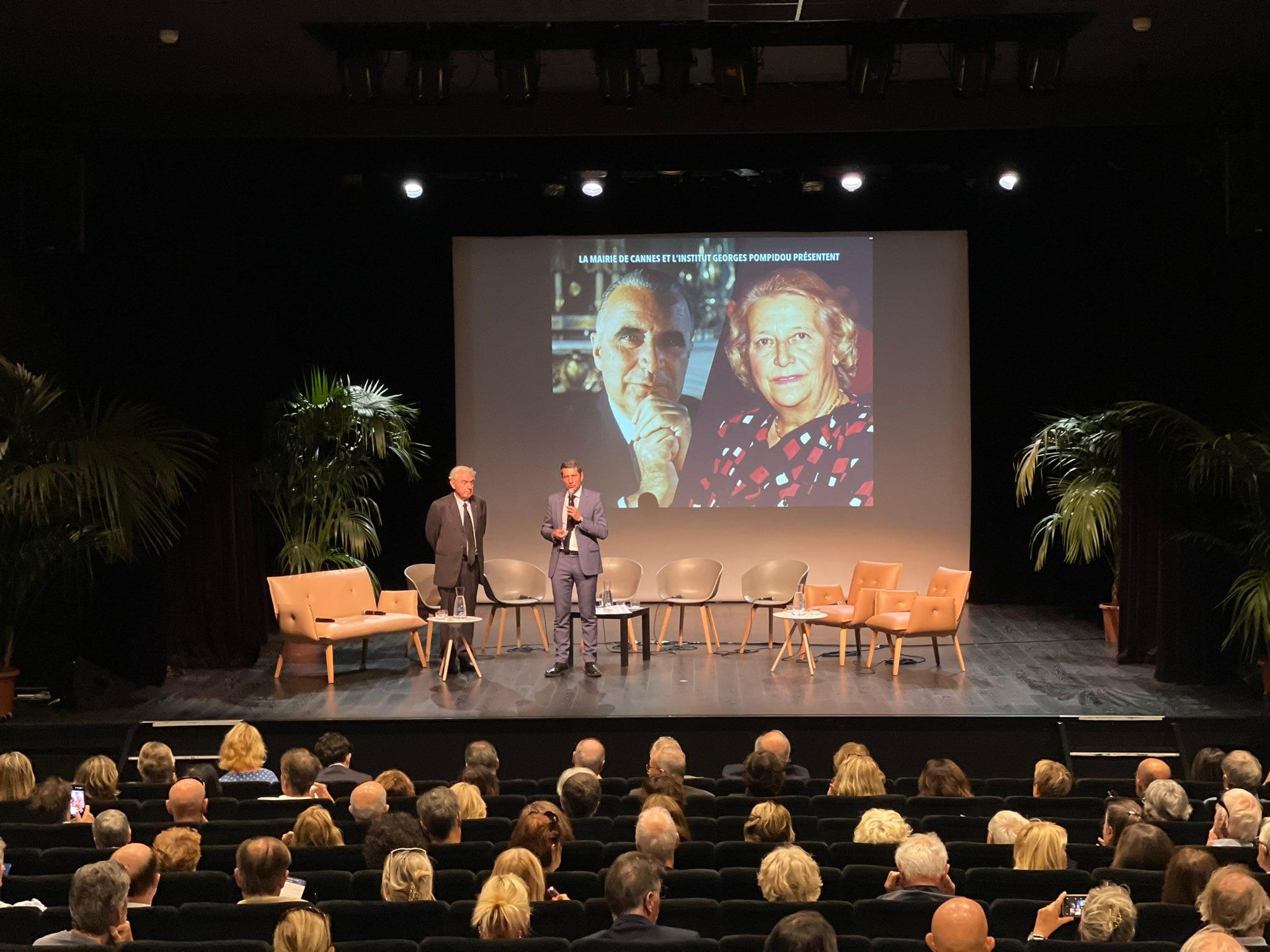 David Lisnard participe à une conférence organisée par l'Institut Georges Pompidou, à Cannes, à l'occasion du cinquantenaire de la mort de l'ancien président de la République
