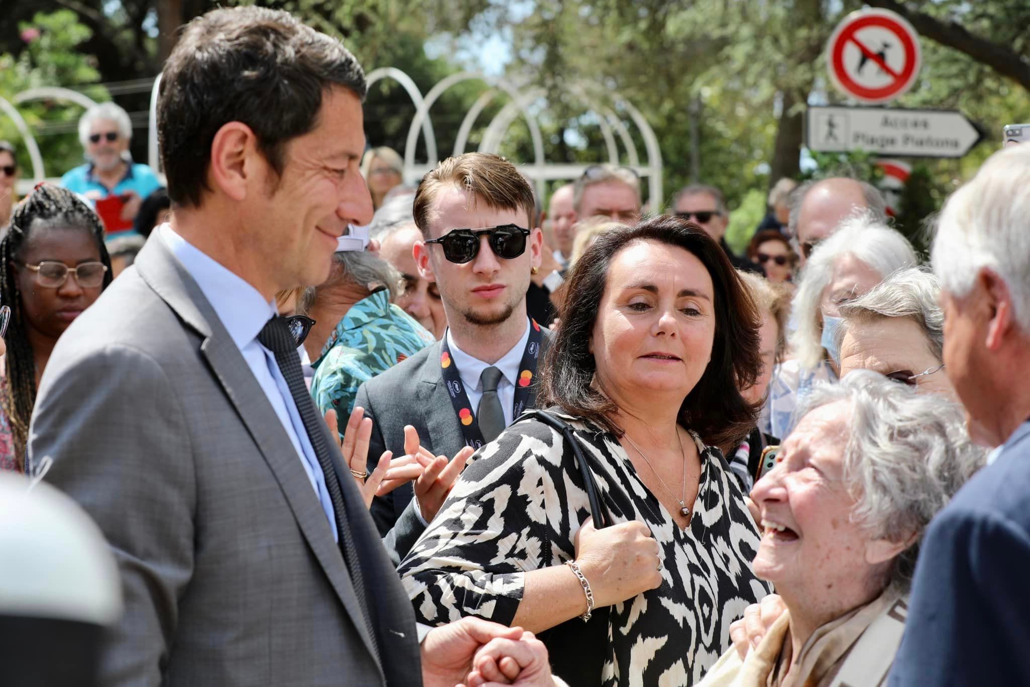 11 squares créés, 21 rénovés : David Lisnard inaugure, avec Marthe Villalonga, le jardin embelli qui porte son nom