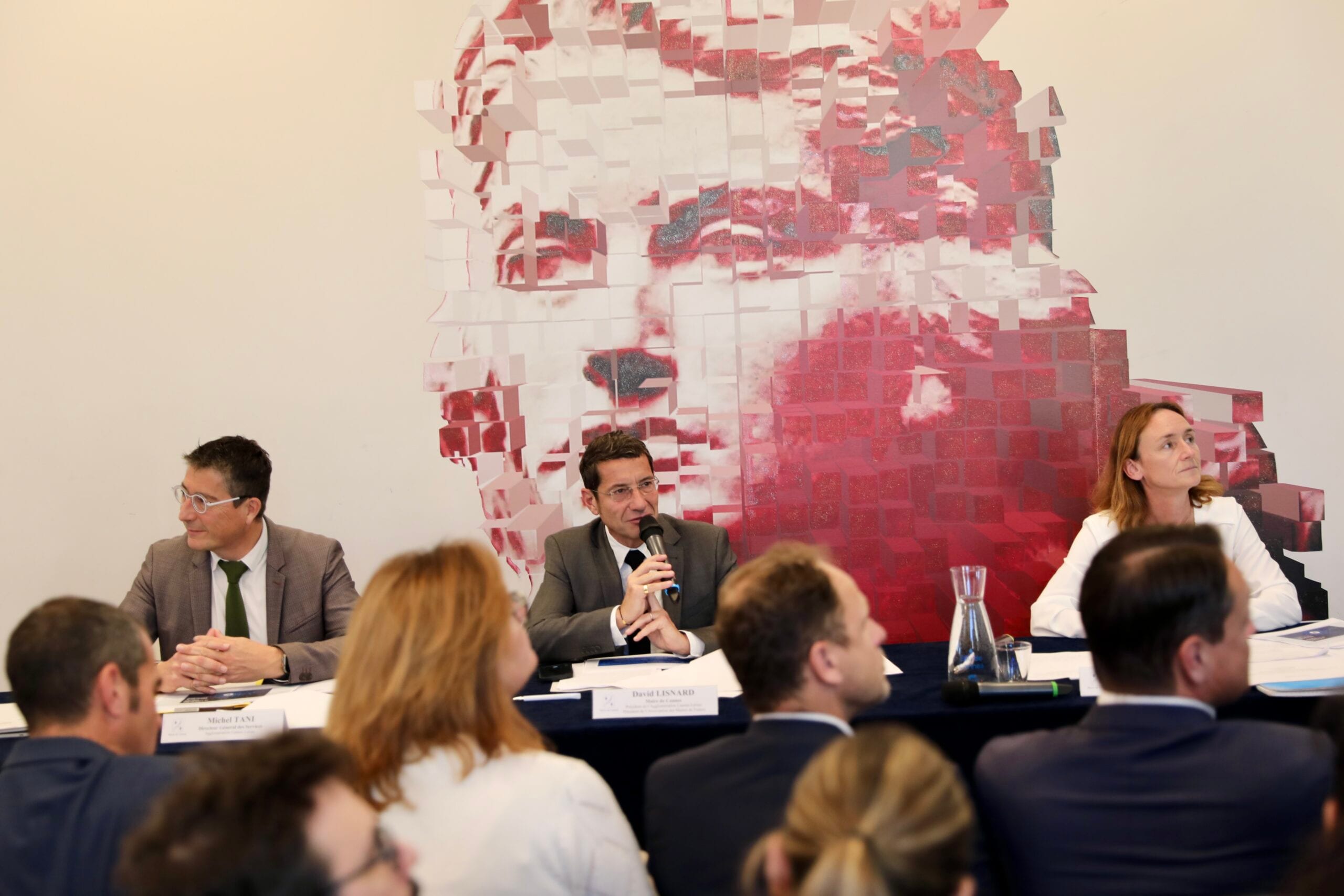 La Mairie de Cannes amplifie le déploiement de l'Intelligence Artificielle pour améliorer le service rendu aux usagers