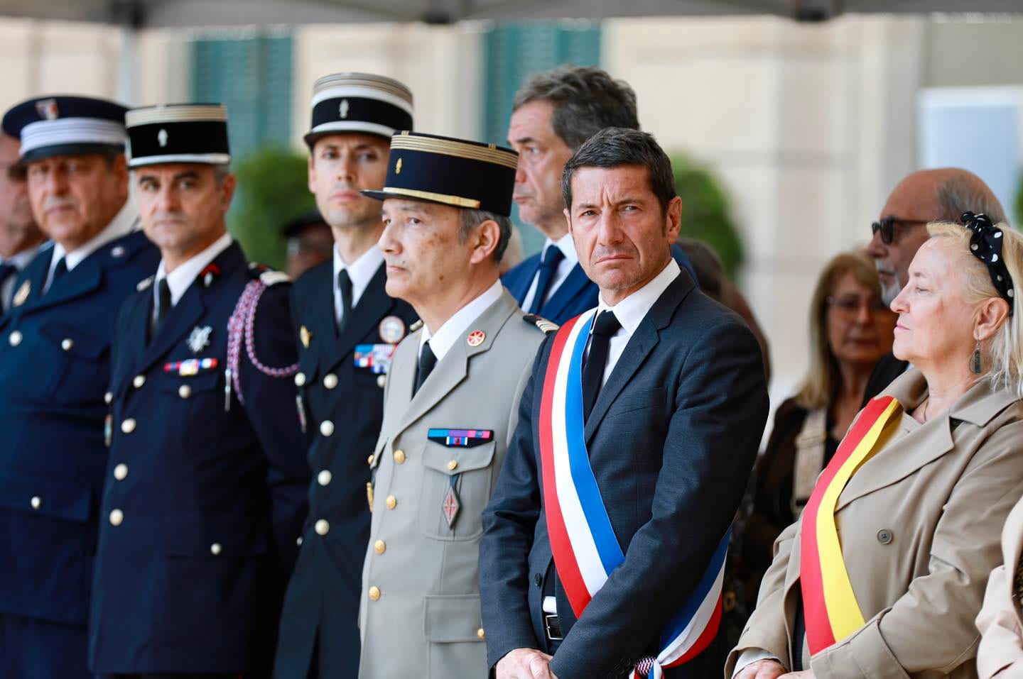 David Lisnard préside la cérémonie commémorative en hommage aux victimes et héros de la déportation