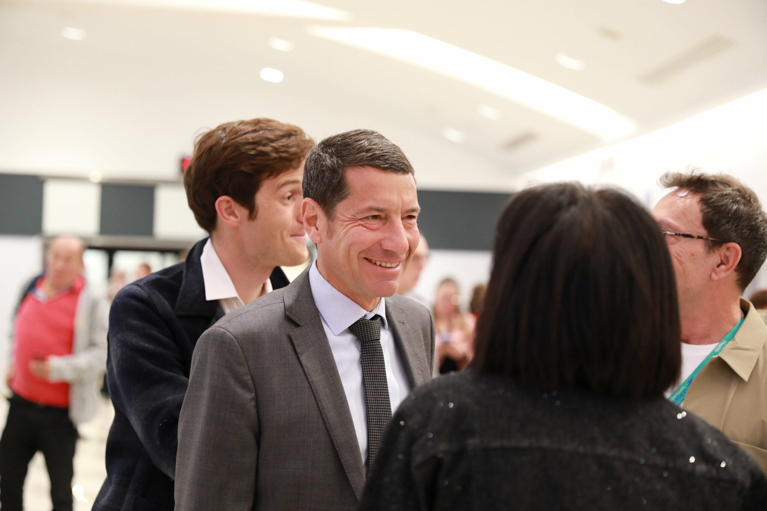 David Lisnard participe au Forum national sur la santé mentale, organisé à Cannes au Palais des Festivals et des Congrès