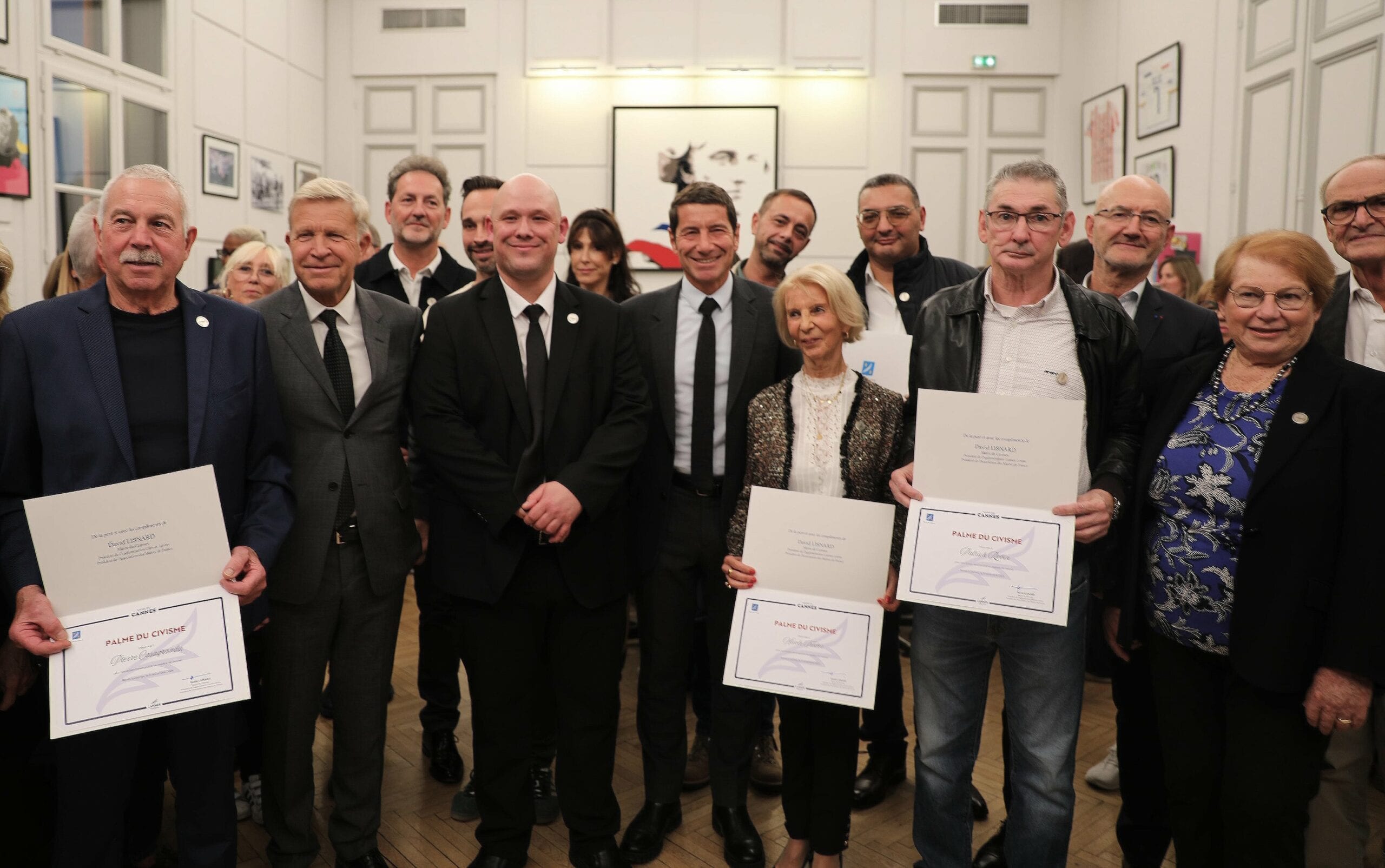 Dix Cannois distingués pour leur civisme