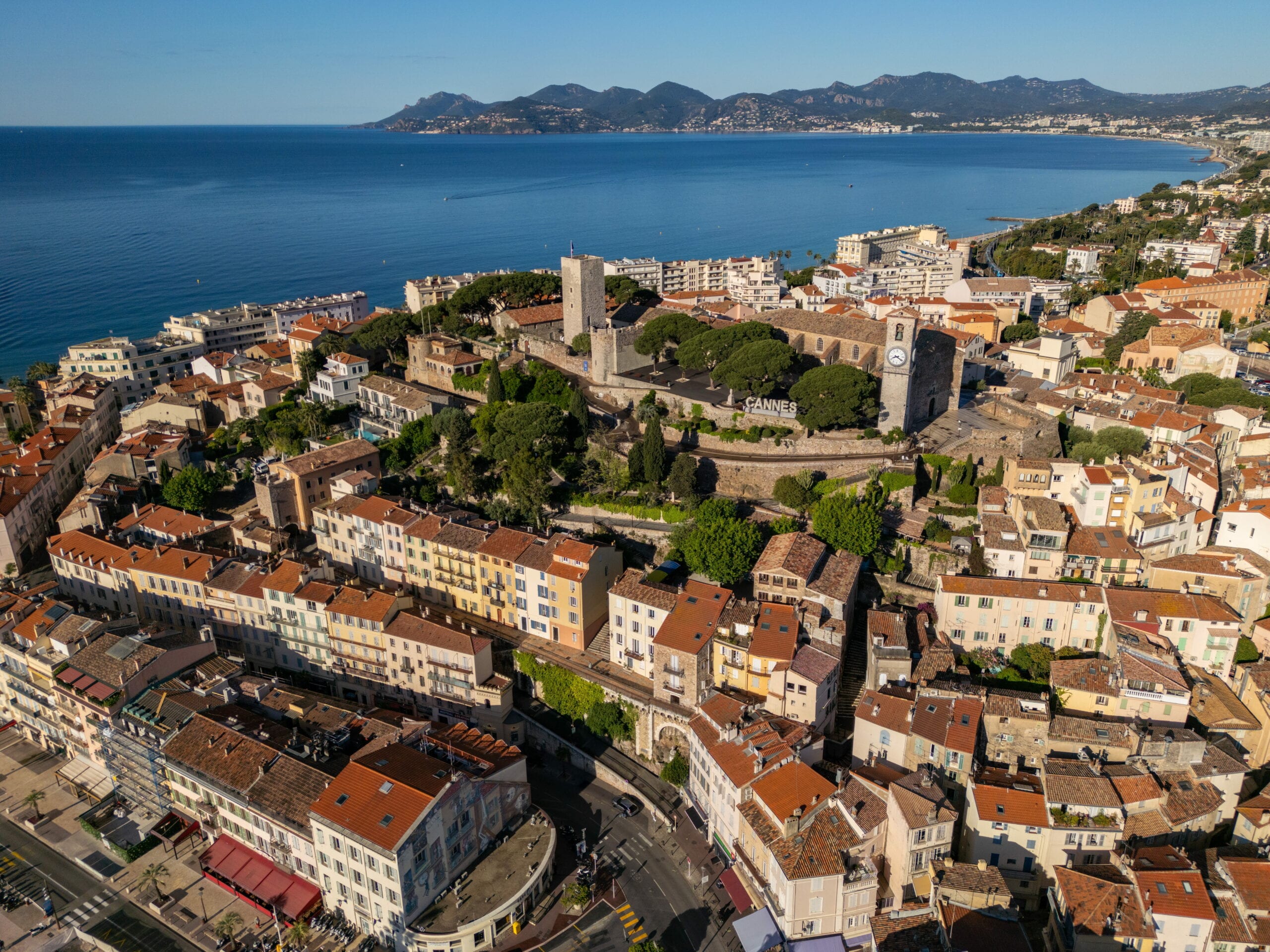 Rigueur, résultats et autonomie locale
