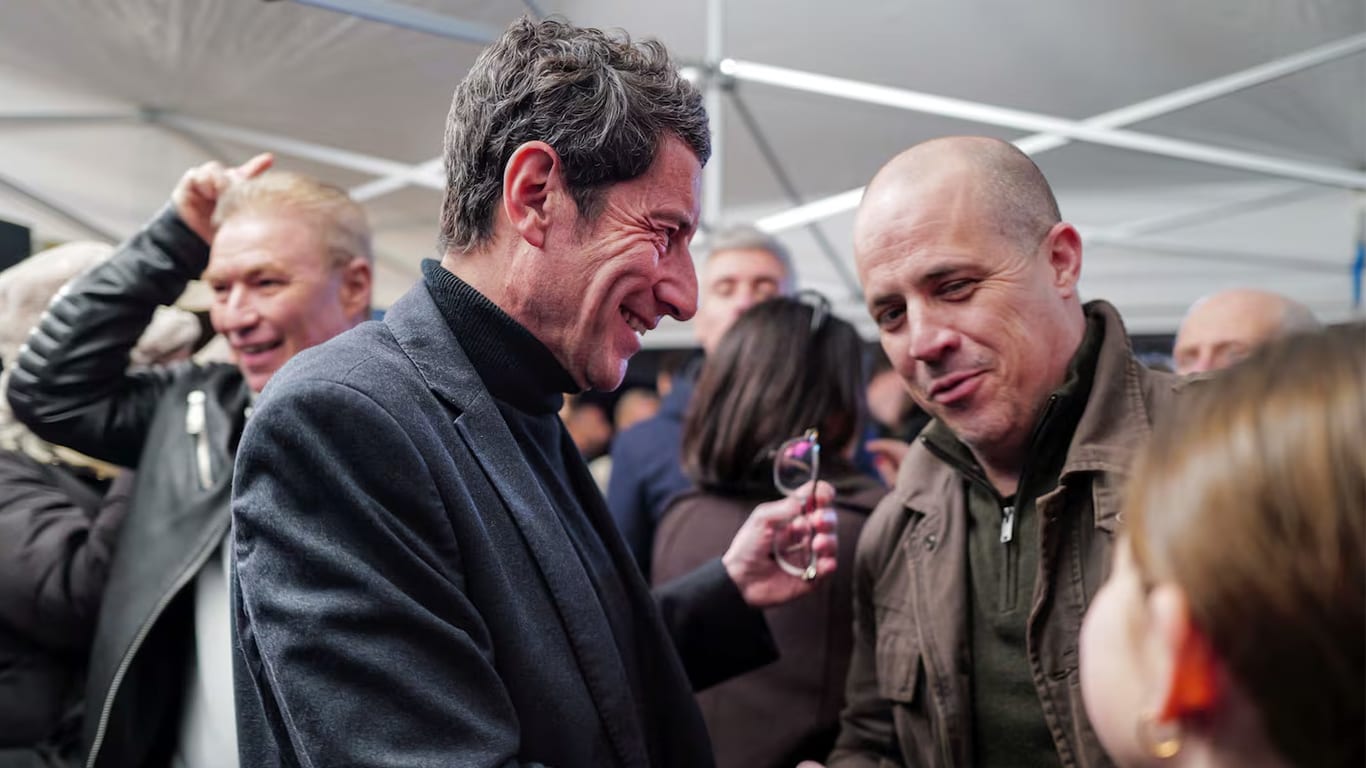 « L’État-providence, c’est la mort » : à Cannes, les confidences du candidat Lisnard
