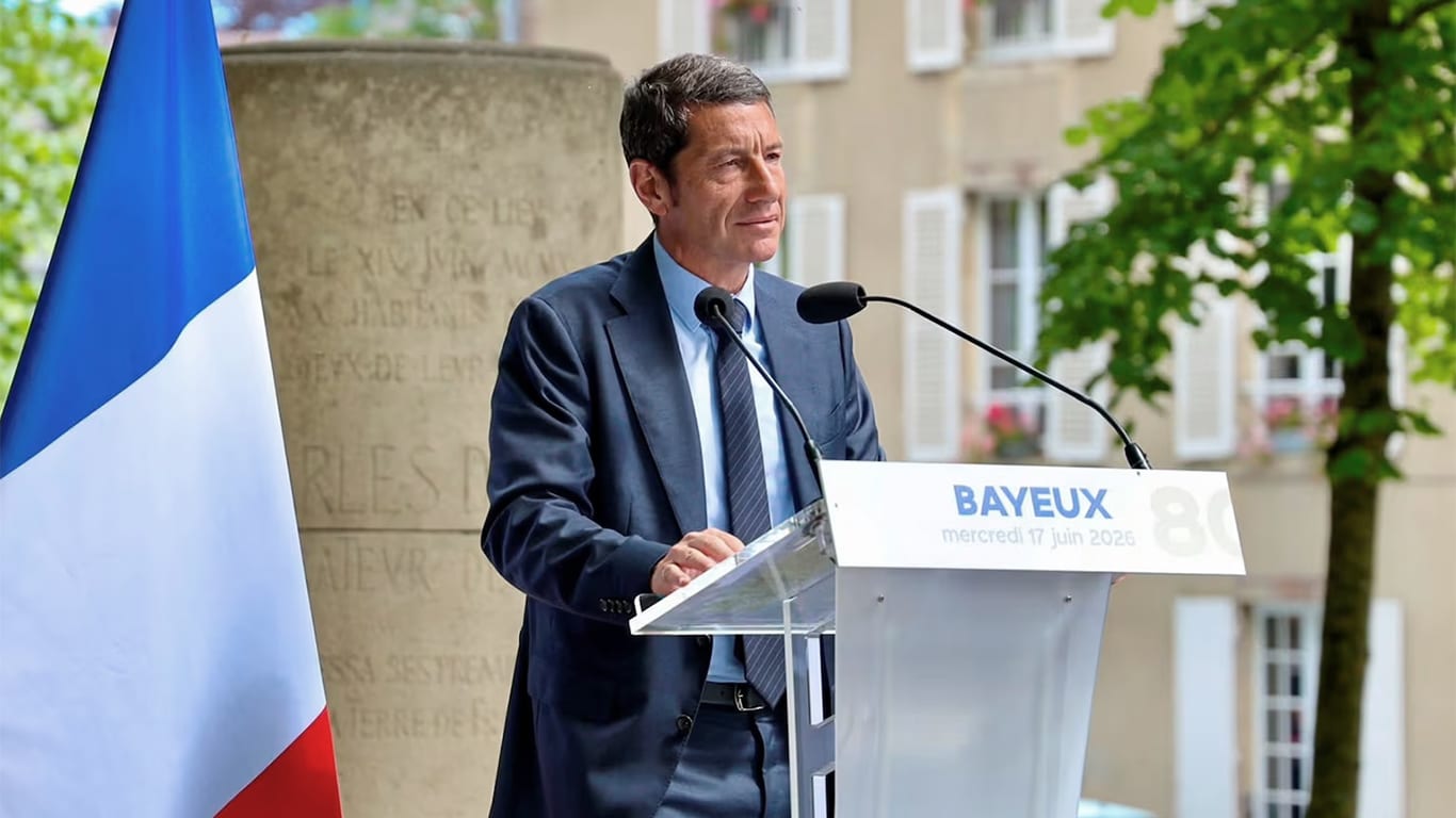 À Bayeux, David Lisnard la joue comme de Gaulle