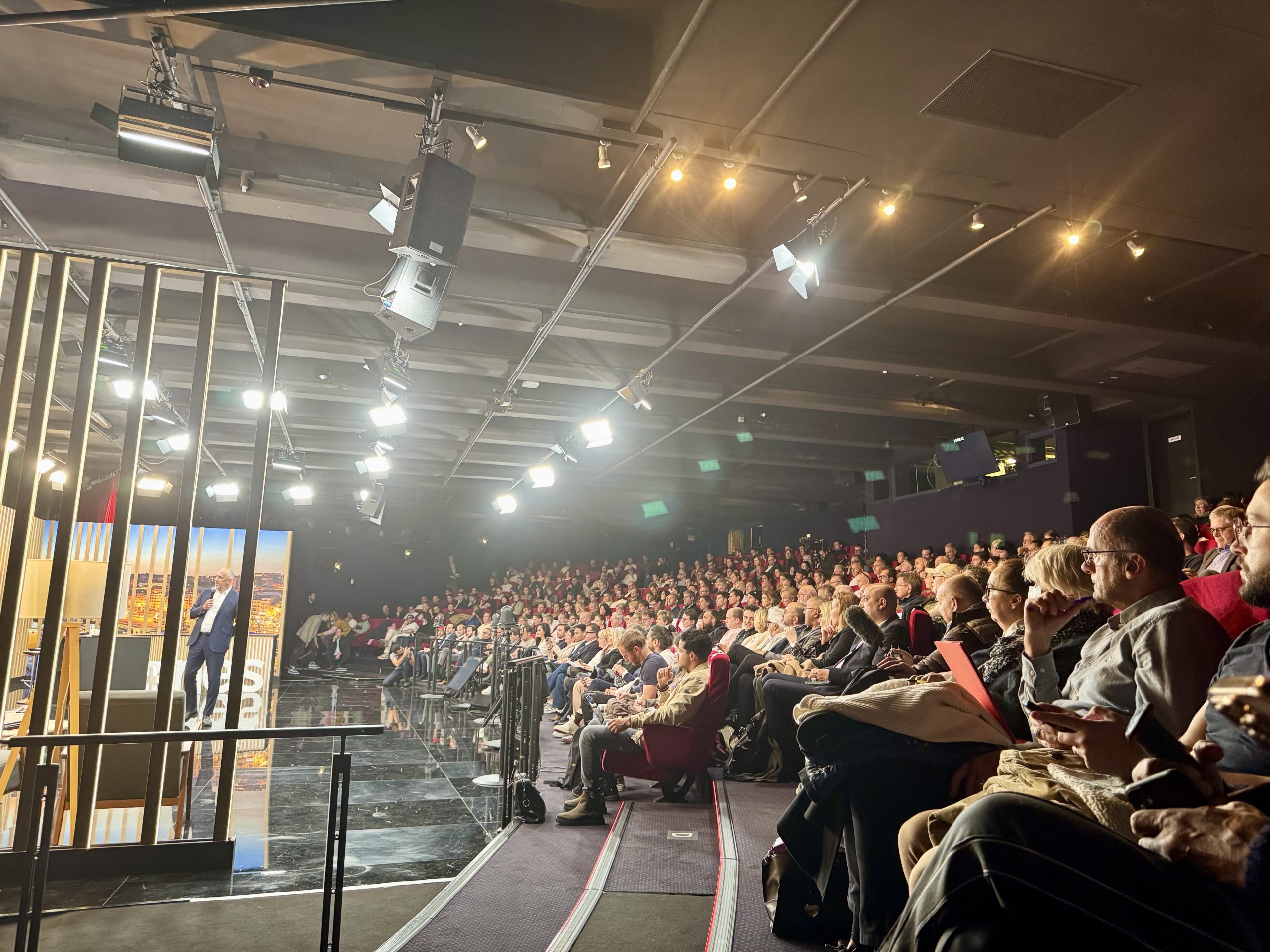Cryptomonnaies : plus de 400 commerçants cannois participent à la formation  organisée par la Mairie de Cannes - Nouvelle Énergie