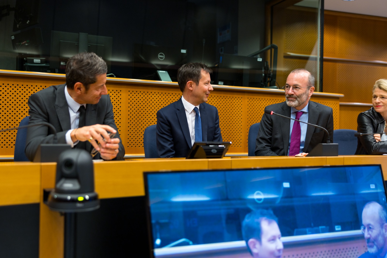 WhatsApép Image 2025-11-05 at 16.57.34