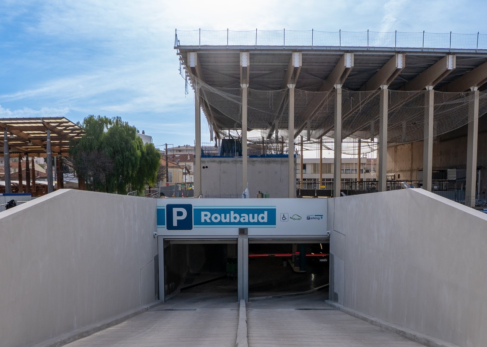 Le parking Roubaud, 374 places de stationnement créées au coeur de La Bocca avec des heures gratuites